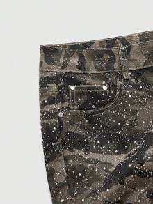 ROMWE MEN Street Life Jeans camuflaje con destellos y volantes en capas para hombre
