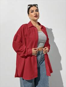 SHEIN Essnce 大码女装秋冬休闲宽松红色基础款长袖纽扣衬衫，宽松上衣，复古风格，职业女式衬衫，秋季，高开衩设计，基础款长袖衬衫，返校节，机场通勤装 - 紅色 - 查看 4