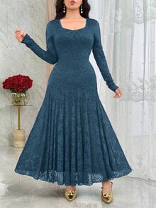 Modelyn Gaun Koktail Elegan dengan Leher Persegi, Renda, dan Pinggang yang Dirampingkan, serta Potongan Rok Model Duyung. - Biru - View 2