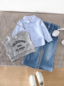 女童秋冬三件套：罗纹圆领无袖上衣（印有英文字母），搭配长袖格子衬衫和蓝色喇叭牛仔裤，适合休闲、旅行和聚会穿着。 - 淺灰色 - 查看 4