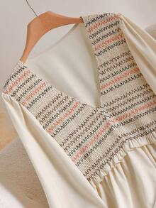 CosyJoli 大码休闲彩色褶皱灯笼袖收腰A字衬衫 - 杏色 - 查看 5