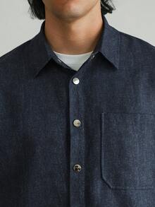 HUEFORM 男士蓝色牛仔效果宽松四粒扣长袖衬衫，适合秋冬季穿着 - 藍色 - 查看 6