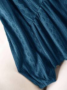 CosyJoli 大码女式V领长袖收腰纹理棕色长袖T恤，休闲百搭日常穿着 - 藏蓝色 - 查看 4