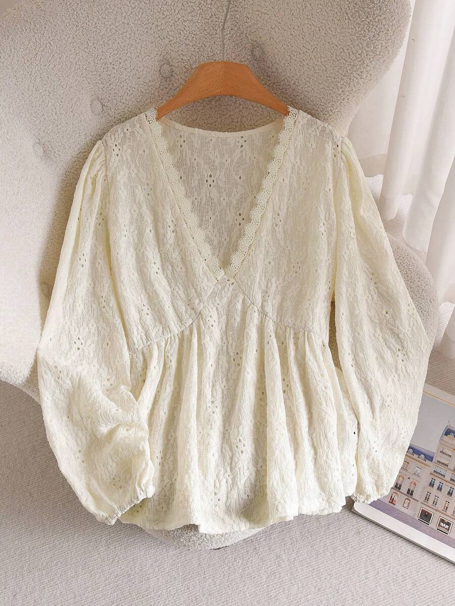 CosyJoli Áo thun Jacquard cỡ lớn cho nữ Áo cánh ren màu mơ dễ thương Áo thun mùa thu cỡ lớn đáng yêu - Màu be - Xem 1