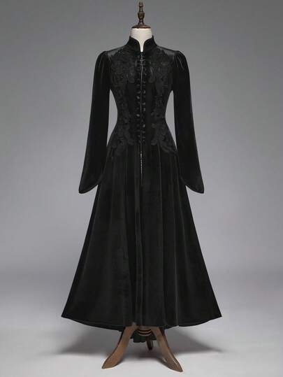 Gothic Retro Palace Style Contrast Color Lace Trim Velvet Long Jacket For Women