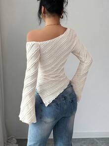 Elenzga Áo sơ mi trơn màu thường ngày cho mùa xuân, hè, thu và đông, vải có họa tiết, viền bất đối xứng, tay chuông, thiết kế dây rút bên hông, thích hợp cho tiệc độc thân, tiệc trà, váy dạ hội thu/đông, Halloween, Giáng sinh, tiệc cưới thanh lịch, tiệc đồng quê, áo cánh ren lệch vai - Màu be - Xem 2