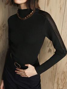 Revavyn Áo len cổ lọ ôm vừa vặn cho nữ, thiết kế lưới cắt vai và hạt ngọc trai, phù hợp cho việc đi lại hàng ngày - màu đen - Xem 7
