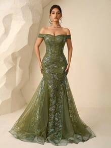 Coutiva 秋冬季优雅奢华亮片串珠露肩露背美人鱼裙摆拼接三角网纱设计正式晚礼服，适合婚礼宾客、毕业典礼、婚礼、派对等场合穿着。 - 墨綠色 - 查看 11