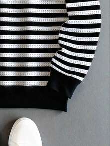 Manfinity Dauomo Sudadera holgada casual con cuello redondo y estampado de rayas para hombre - Blanco y Negro - Ver 3