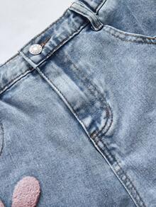 SHEIN ChillGRL Tween Girl Jeans - New Fashion Distressed Snow Wash Embroidered Wide Leg Jeans, Minimalist Style, Urban City Girl, Vintage Washed Denim Color, Y2K Academic Streetwear Casual Cute Retro, Square Button Waist Cutout, Comfortable Cotton Denim, Light Blue Denim Dress For All Seasons, Fashionable Chic Daily Wear, School, Commute, Party, Home, Back To School, Holiday, Autumn New Arrival Flower Pants Tween Jean Pants Embroidery Flower Jeans 90s Kids Girls Spring Summer Full For 1 Fall Winter