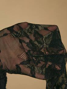 Poéselle 女士优雅蕾丝长袖T恤 - 黑色 - 查看 9