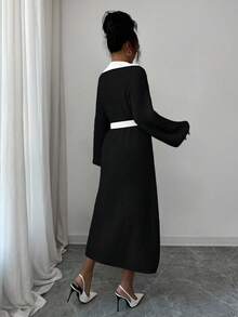 Elenzga 女士复古法式撞色领口收腰灯笼袖优雅POLO领针织中长款毛衣连衣裙 - 黑色 - 查看 2