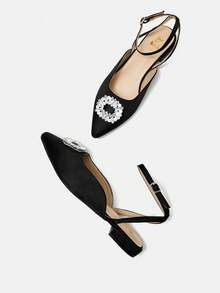 Fashionable Pointed Toe & Square Buckle Women'S Flat Shoes - Black - View 4