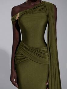 Elitara Elegant Chocolate Brown Knit Asymmetric Half-Exposed Shoulder Mermaid Hem Dress,Handcrafted Pleated Metal Buckle Waist Ruched Gown For Formal Dinner - Olive Green - View 7