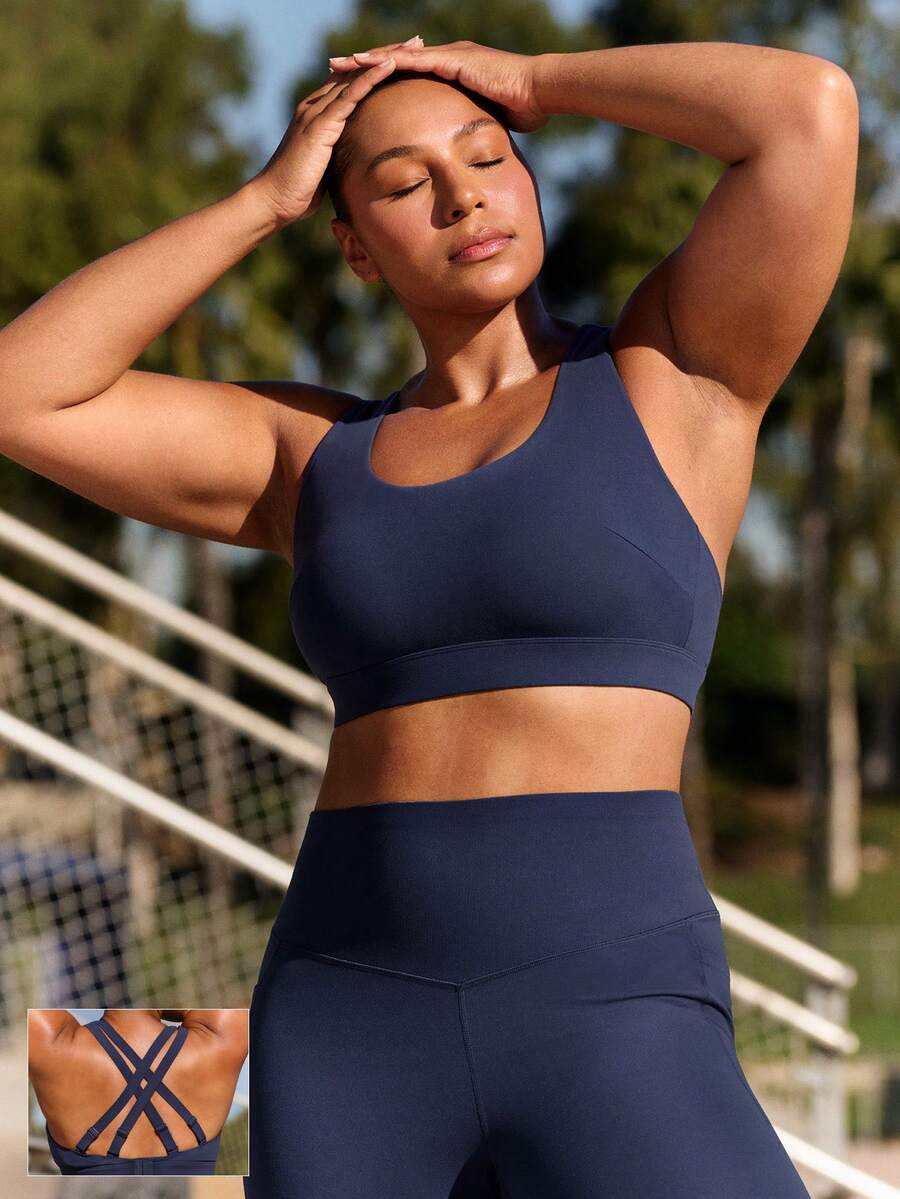 GLOWMODE FeatherFit™ 多交叉肩带可调节搭扣后背运动文胸，适合低强度运动、瑜伽、日常穿着，可拆卸胸垫 - Dark Blue - 查看 1