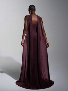 Elitara 极简主义结构主义手工褶皱无肩带紧身连衣裙，适合作为晚礼服、商务正装、宾客礼服、网纱连衣裙、正式礼服、长款连衣裙穿着。