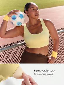 GLOWMODE FeatherFit™-Sculpt 大码扭扭运动文胸，柔软弹力，短款可拆卸罩杯，方领扭扭后背设计，适合低强度瑜伽、日常休闲穿着。 - French Vanilla - 查看 2