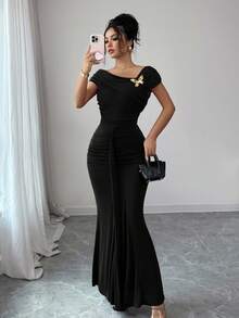 Modelyn Metallic Buckle Decor Ruched Fitted Elegant Long Dress For Women - Black - View 6