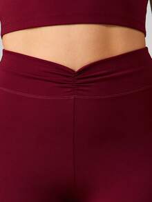 Missguided x Playboy Hochtaillierte Athletik-Leggings mit Seitenstreifen-Detail und Hase-Logo für einen aktiven Lebensstil und Fitness-Training - Bordeaux - Übersicht 4
