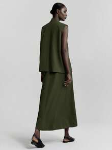 Ontre 2026春夏新款都市风抗皱深灰色西装套装，包括西装外套、马甲和裙子，适合办公室、商务休闲、派对等场合。 - 綠色 - 查看 4