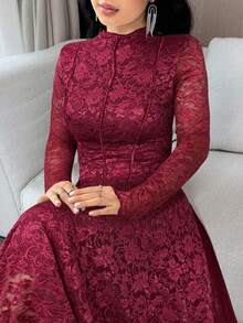 Modelyn 女式花卉蕾丝领长袖褶边优雅连衣裙 - 酒紅色 - 查看 7