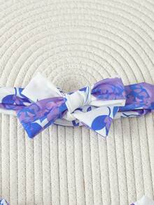 SHEIN 嬰兒女童白色可愛紫色大花印花連體衣,家庭服裝套裝配有頭帶 - 紫色 - 查看 3