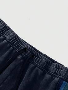 Manfinity EMRG Men's Young Street Style, Minimalist Cotton Sweatpants, Loose Fit Wide Leg Pants, Elastic Waist Knit Joggers, Washed Cotton Fabric With Distressed Snowflake Effect, Exposed Seam Design, Casual Street Style Suitable For Daily Wear, Leisure, Fashion Outfits, Street Casual, Holiday Gift