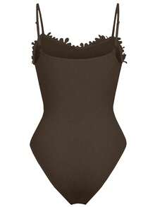 DreamSkyne 大码夏季简约纯色蕾丝细节吊带连体衣 - 咖啡棕 - 查看 2