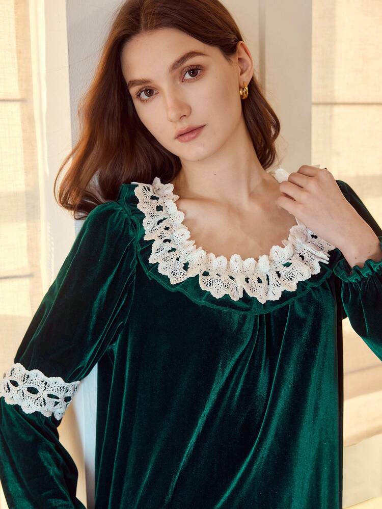 VELVET CONTRAST FRILL TRIM LOUNGE DRESS