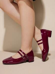CUCCOO CURVES 女士亮面搭扣设计时尚宽楦粗跟鞋