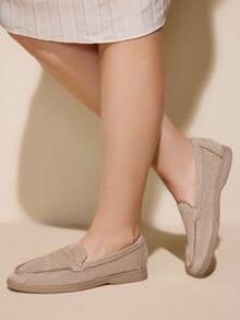 CUCCOO CURVES Women's Casual Flat Comfortable Wide Fit Shoes For Daily Commute For Christmas - Apricot - View 3