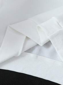 SHEIN Este suéter con capucha blanco de manga larga, elegante y casual para niñas, presenta una estampa en inglés en el pecho, una silueta cómoda y puños y dobladillo acanalados cómodos. Los hombros y la capucha tienen un diseño de carcasa de punto negro único. Perfecto para otoño e invierno, actividades al aire libre, escuela, viajes, fiestas: ¡un suéter imprescindible! - Blanco - Ver 8