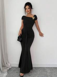 Modelyn Metallic Buckle Decor Ruched Fitted Elegant Long Dress For Women - Black - View 5