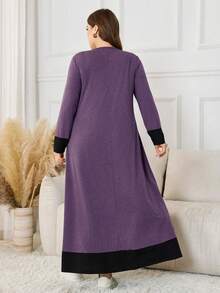 Lacomfia Plus Size Color Block Loose A-Line Dress With Decorative Buttons - Purple - View 2