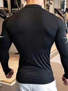 Manfinity Sport Corelite 男士运动T恤，健身，跑步，户外运动压缩衣 - 黑色 - 查看 2
