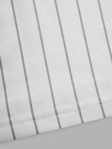 SHEIN ChillGRL Tween Girl' Casual Street Fashion Baseball Hoodie, Letter & Number Graphic V-Neck T-Shirt