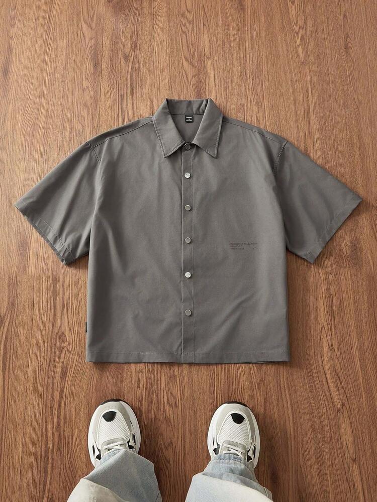 Manfinity Unisex Camisa Polo de Manga Curta Solta com Gráfico em Inglês Casual Diária Masculina, Algumas Coisas - Cinza - Visão 7