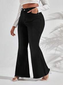 SHEIN SXY Plus Size Casual Plain Slim Flare Leg Jeans - Black - View 4