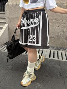 SHEIN EZwear 大码黑白字母条纹休闲高街膝盖长度短裤，夏季 - 黑與白 - 查看 1