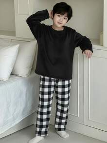 2件套 男童/儿童/青少年经典加厚抓绒格子印花套头睡衣套装，秋冬季休闲家居服 - 黑與白 - 查看 3
