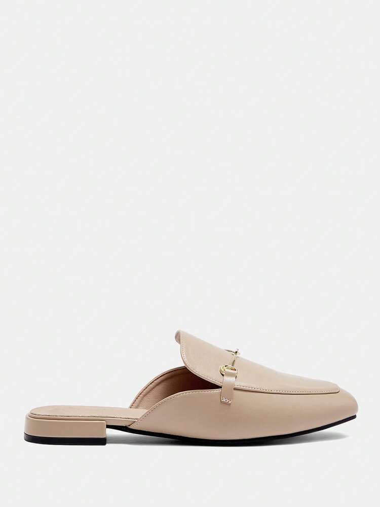 CUCCOO CURVES Women's Metal Decor Fashion Casual Slip-On Flat Mules For Christmas