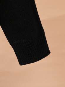 SHEIN 男士套头毛衣，简约圆领，三色拼接休闲风，厚度适中，下摆和袖口整齐，时尚百搭，适合日常穿着、上学、户外活动或居家穿着，秋冬季款。