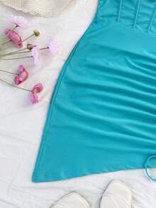 Soleia Gaun Mini Slip Rajut Merah Wanita dengan Kerah V, Pinggang Berbentuk Tulang Ikan, dan Hem Asimetris Berkerut, Cocok untuk Liburan. - Mint Blue - View 3