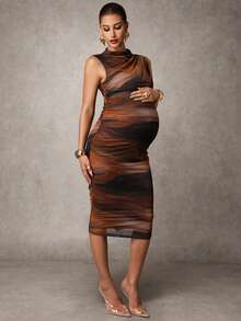 MaterniChic 孕妇扎染印花立领褶皱修身连衣裙 - 棕色 - 查看 4