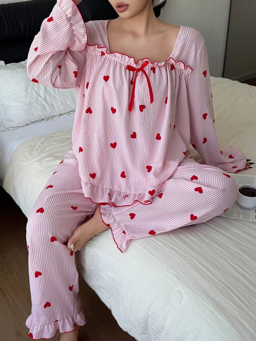 SHEIN 大码女式红色条纹爱心印花长袖睡衣套装，荷叶边下摆，可爱睡衣套装，冬季服装 - 杏色 - 查看 1