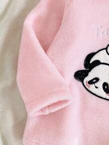 SHEIN Conjunto de Roupa de Estar em Casa para Bebê Menina - Top de Moletom Rosa com Elemento Fofo de Panda, Calça com Estampa de Panda por Toda Parte, Conjunto de Fleece - Roupa Combinando Família/Irmã - Item Essencial Fofo e Doce para Pijama, Férias em Casa, Outono e Inverno, Roupas de Inverno para Bebê Menina, Conjuntos para Bebê Menina, Roupas de Panda para Bebê Menina