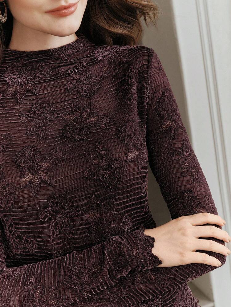 High Quality Fashion Women's Embroidered Pleated Textured Mock Neck Long Sleeve Top