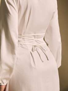 Poéselle Vestido camisero largo con botones blancos para mujer, silueta de manga larga con cuello y cintura ceñida con abertura frontal - Estilo minimalista atemporal para el trabajo, días casuales chic, viajes y reuniones elegantes. Vestido largo de unicolor de manga larga minimalista para mujer, vestido camisero casual de uso diario, vestido camisero blanco largo para mujer, vestido camisero casual largo - Blanco - Ver 5