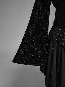 ROMWE Goth 大码哥特式星月亮片羊毛装饰短款优雅闪亮外套，适合秋季穿着；大码女式秋冬黑色连帽短款长袖卫衣；大码黑色连帽卫衣，适合秋冬穿着；哥特风短款上衣，适合圣诞节穿着。 - 黑色 - 查看 4