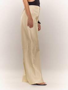 MUSERA Quần ống rộng giả da, cạp trung bình, gợi cảm, thích hợp đi chơi đêm, phong cách đường phố dễ thương, thanh lịch, mùa xuân, ngày lễ tình nhân, mùa hè, phong cách thường ngày - Màu be - Xem 3